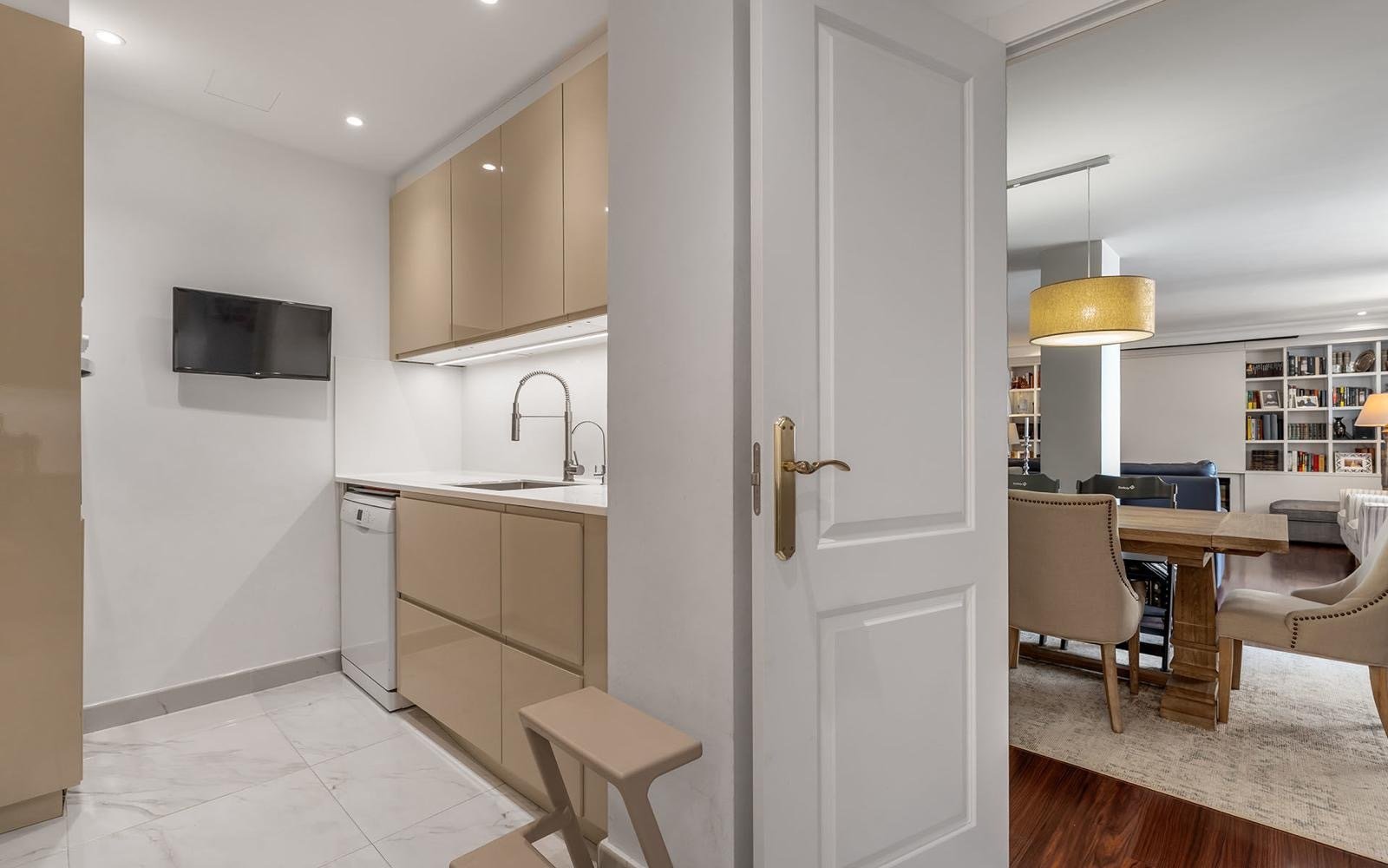 Exklusive Designer-Wohnung mit Meerblick am Paseo Marítimo