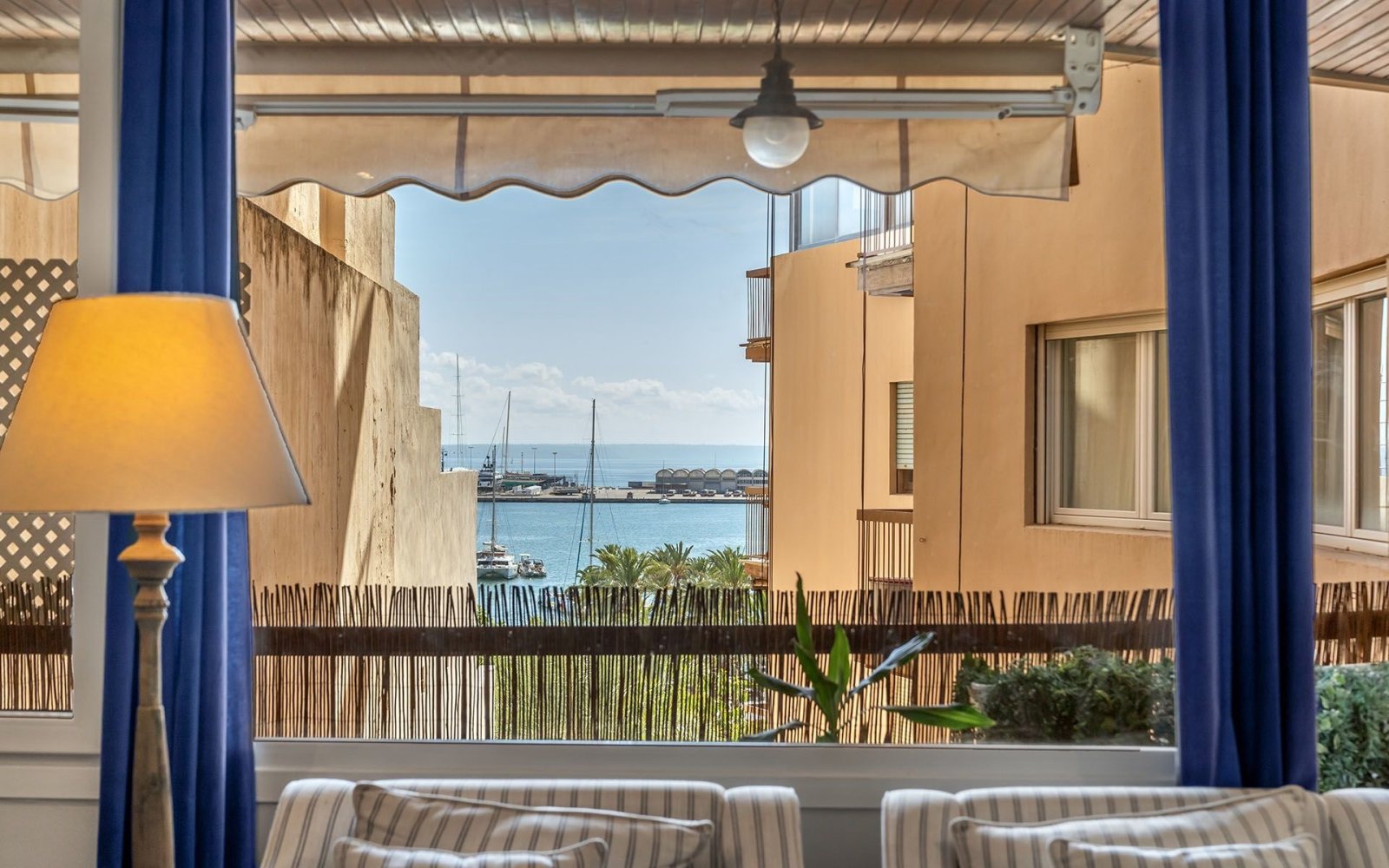 Exklusive Designer-Wohnung mit Meerblick am Paseo Marítimo