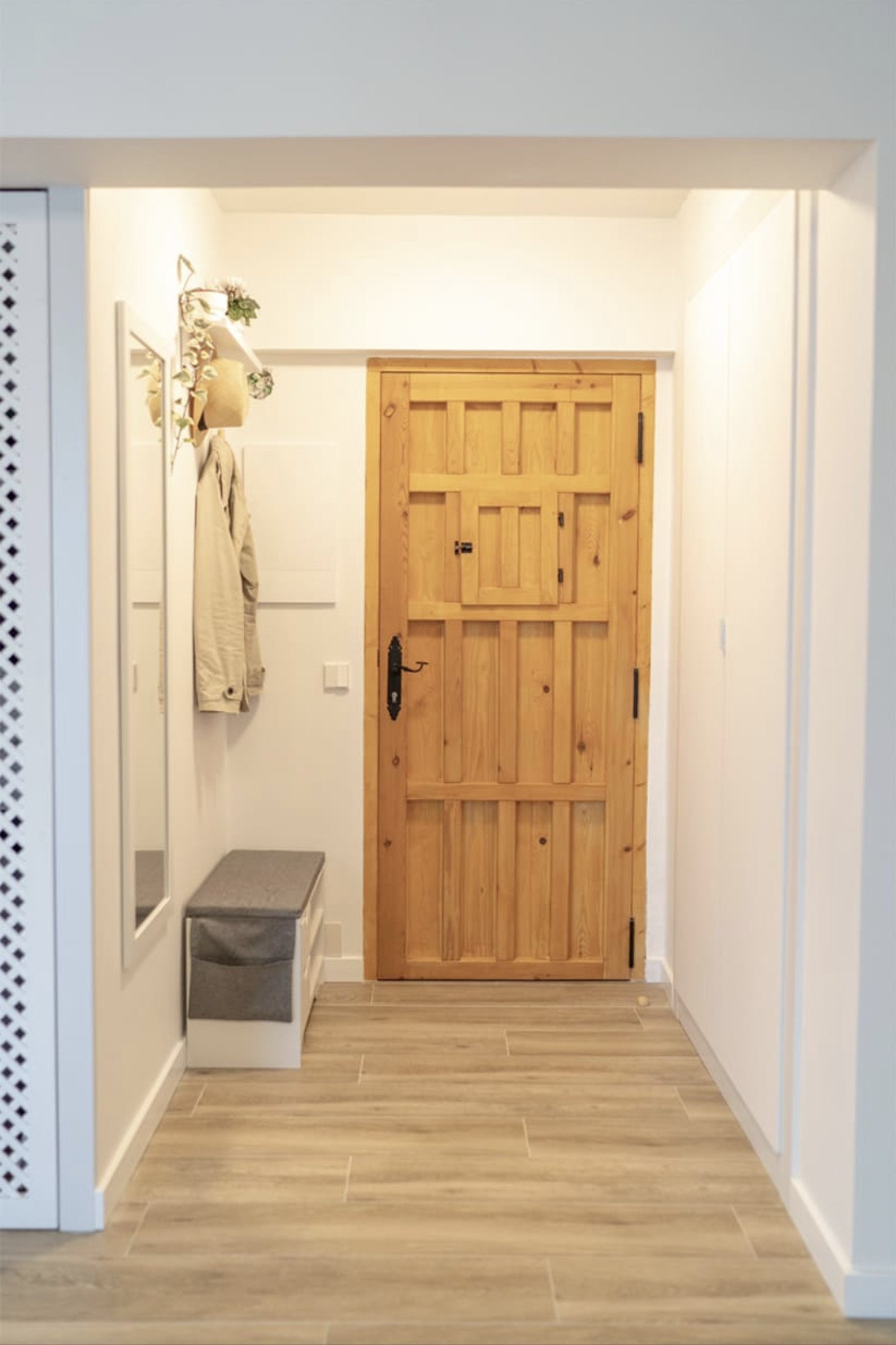 Modernes Wohnambiente mit Smart-Home-Komfort und Poollandschaft