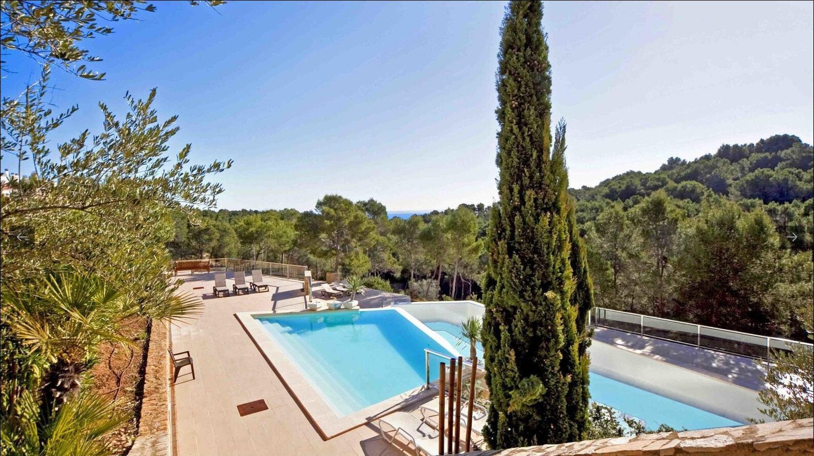 Schönes Penthouse mit Strandzugang, Tennisplatz und Pool!
