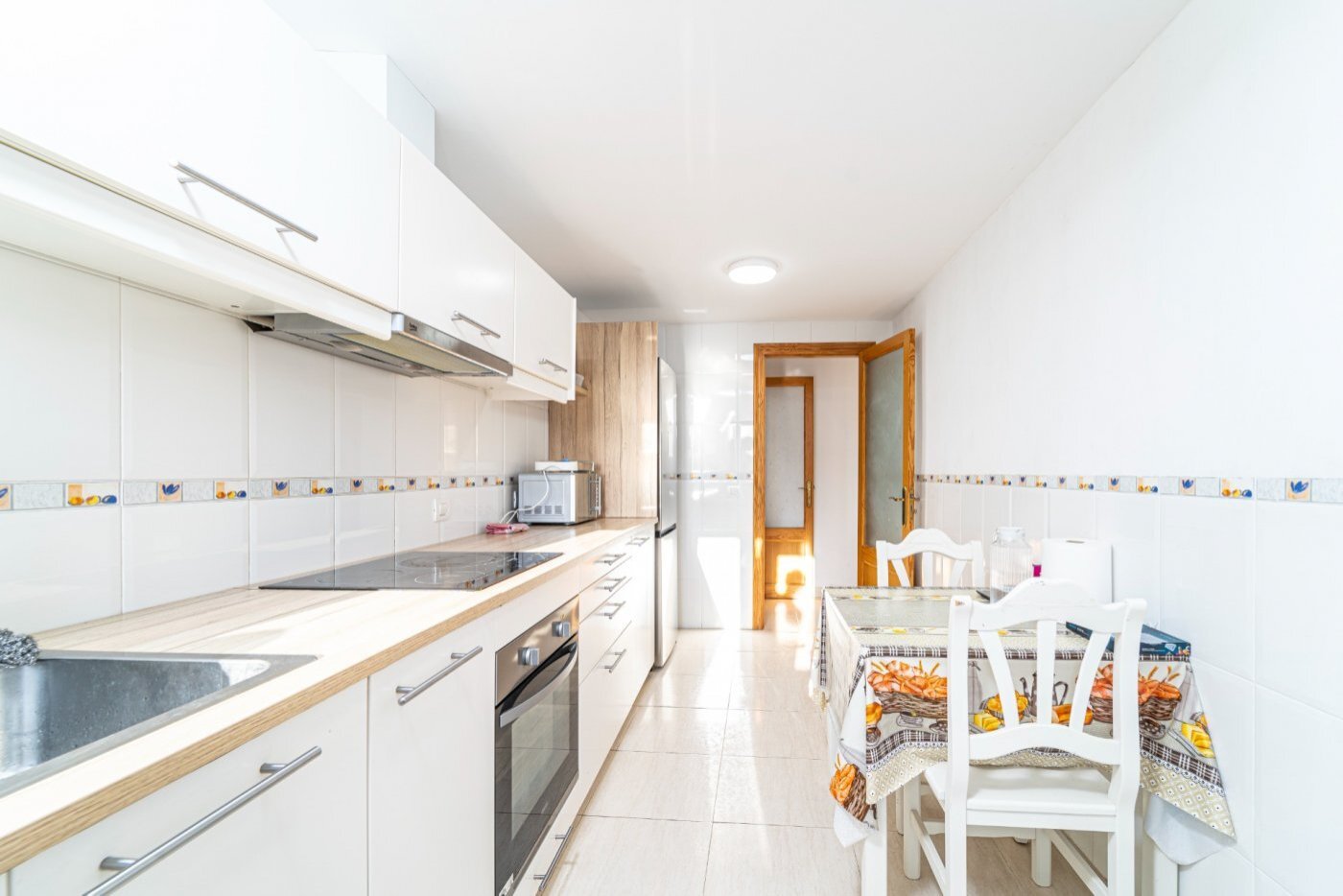 Exklusive Wohnung mit lichtdurchfluteter Raumharmonie und hochwertiger Ausstattung