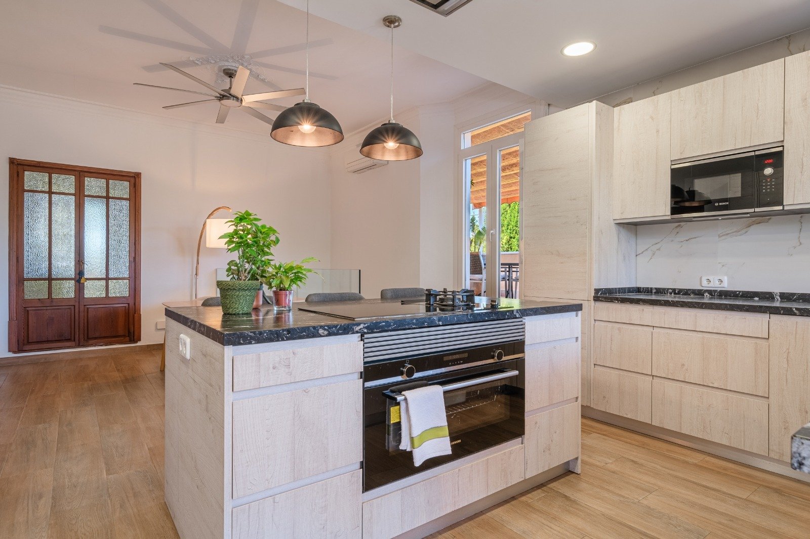 Spektakuläres Einfamilienhaus mit Charakter und Geschichte in Establiments