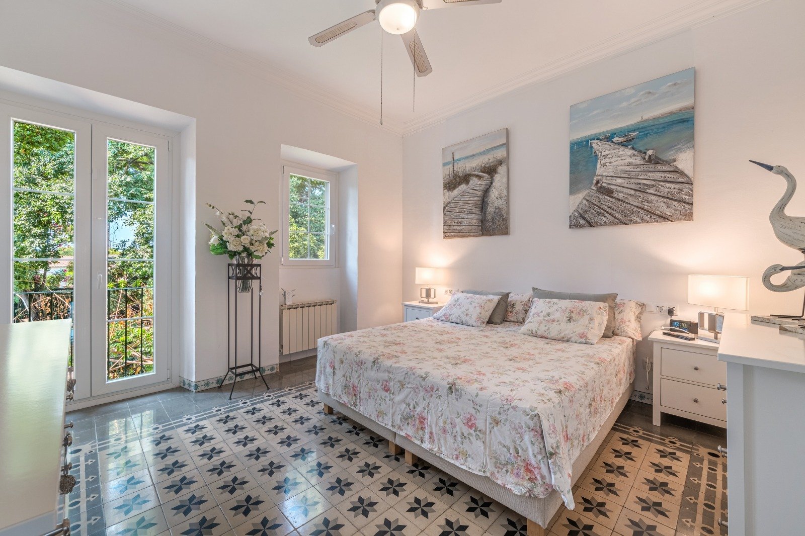 Spektakuläres Einfamilienhaus mit Charakter und Geschichte in Establiments