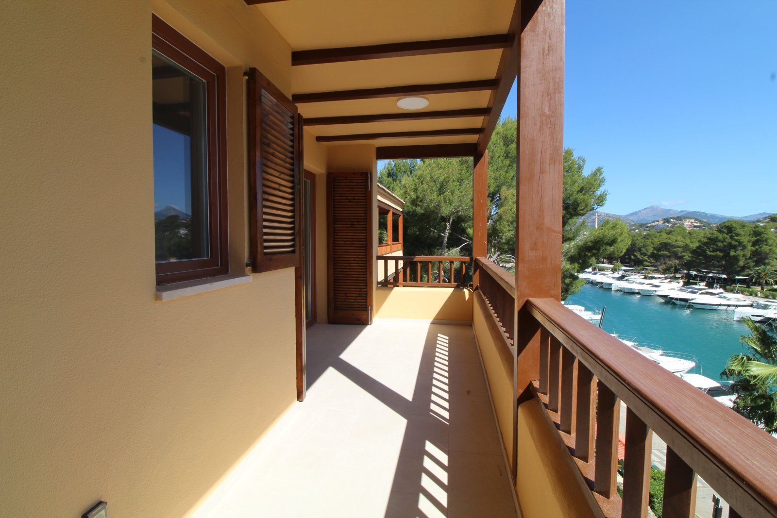 Exklusives Penthouse mit Panoramablick am Yachthafen Santa Ponsa