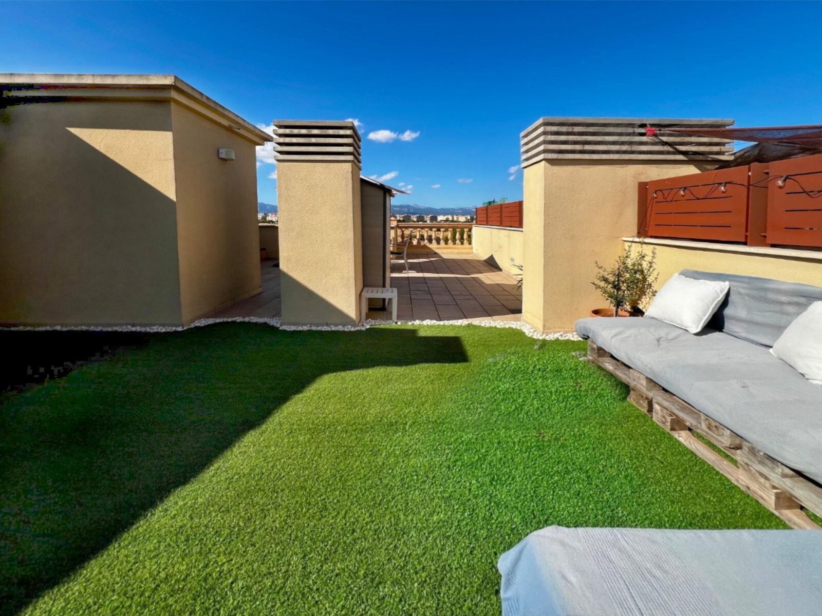 Modernes Penthouse mit traumhafter Dachterrasse in Palma