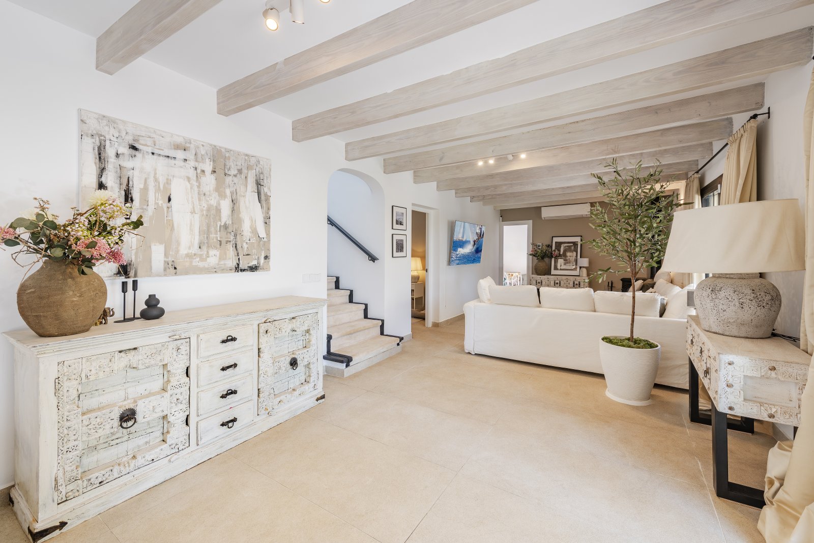 Luxusfinca unter Palmen mit Designerpool im Herzen Mallorcas