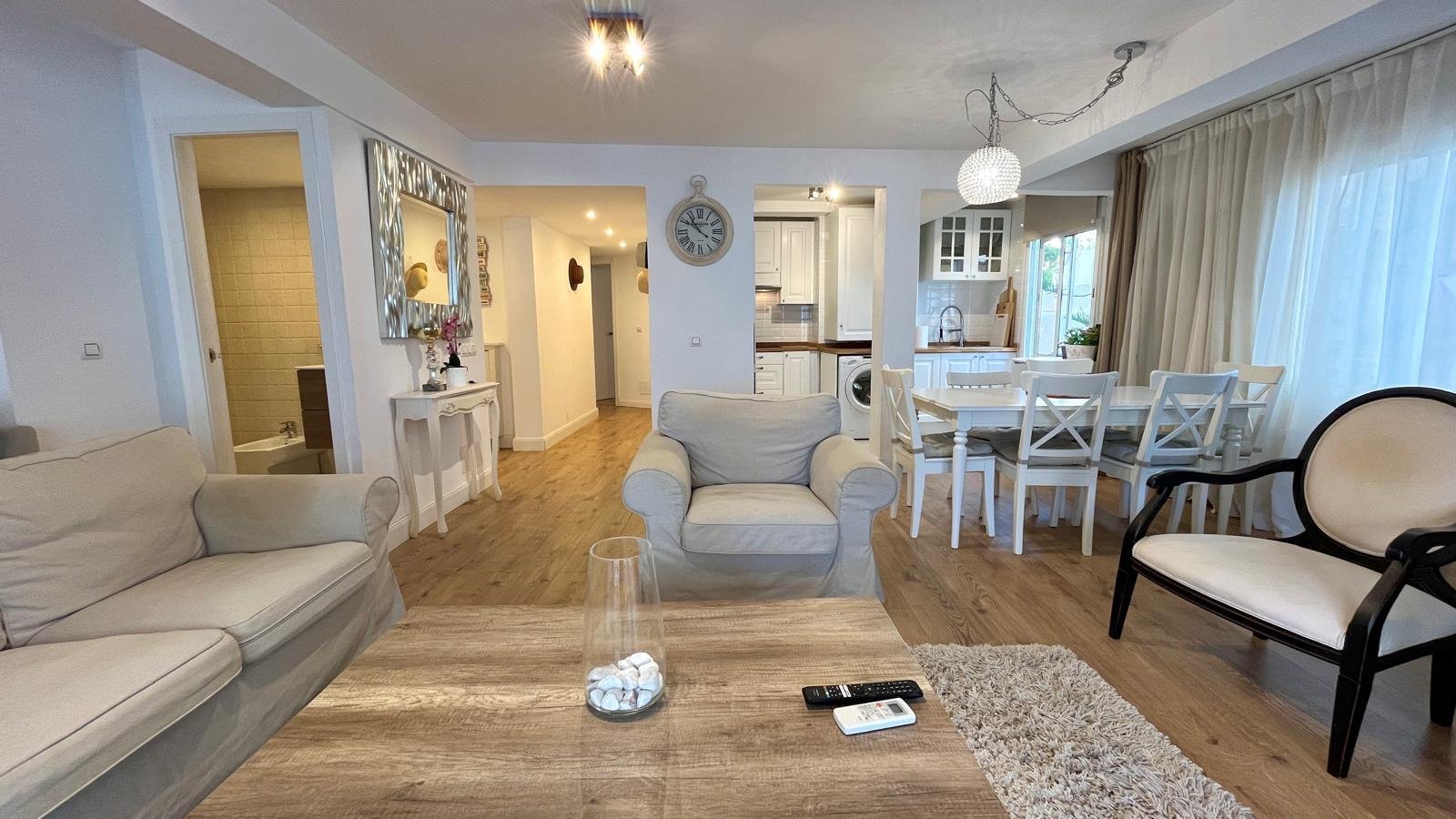 Stilvoll modernisierte Wohnung in El Arenal – nur wenige Schritte vom Meer entfernt