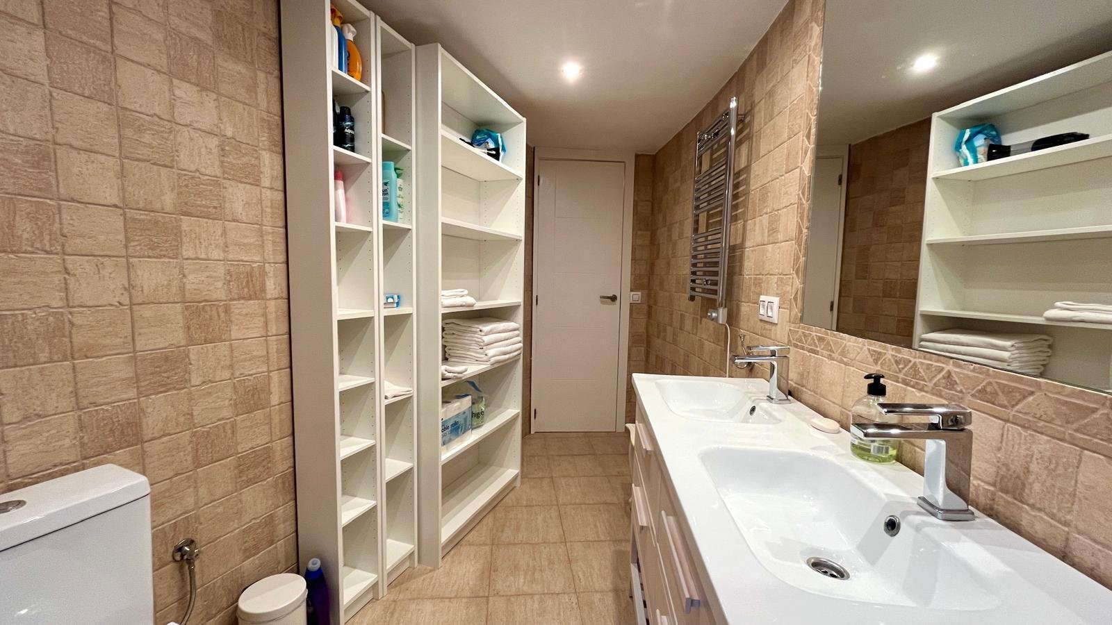 Stilvoll modernisierte Wohnung in El Arenal – nur wenige Schritte vom Meer entfernt