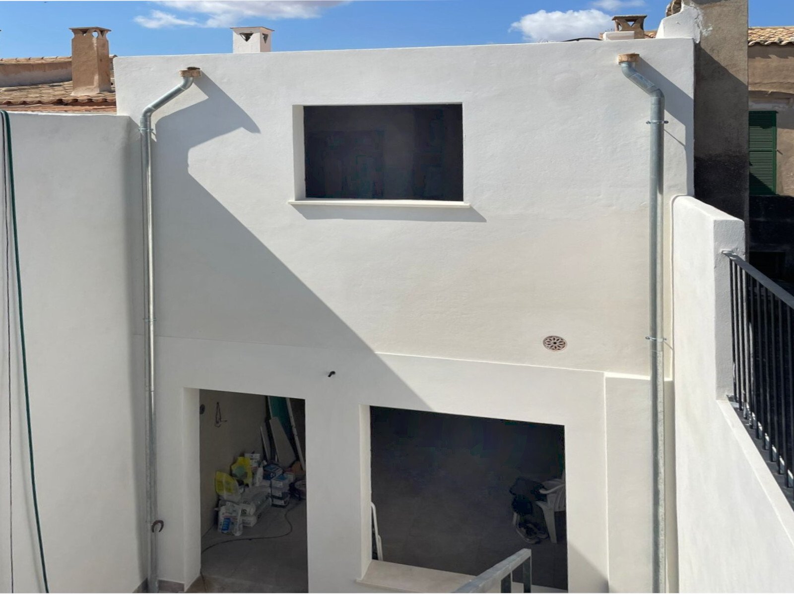 Historie neu definiert – Exklusives Stadthaus mit Patio und Garage