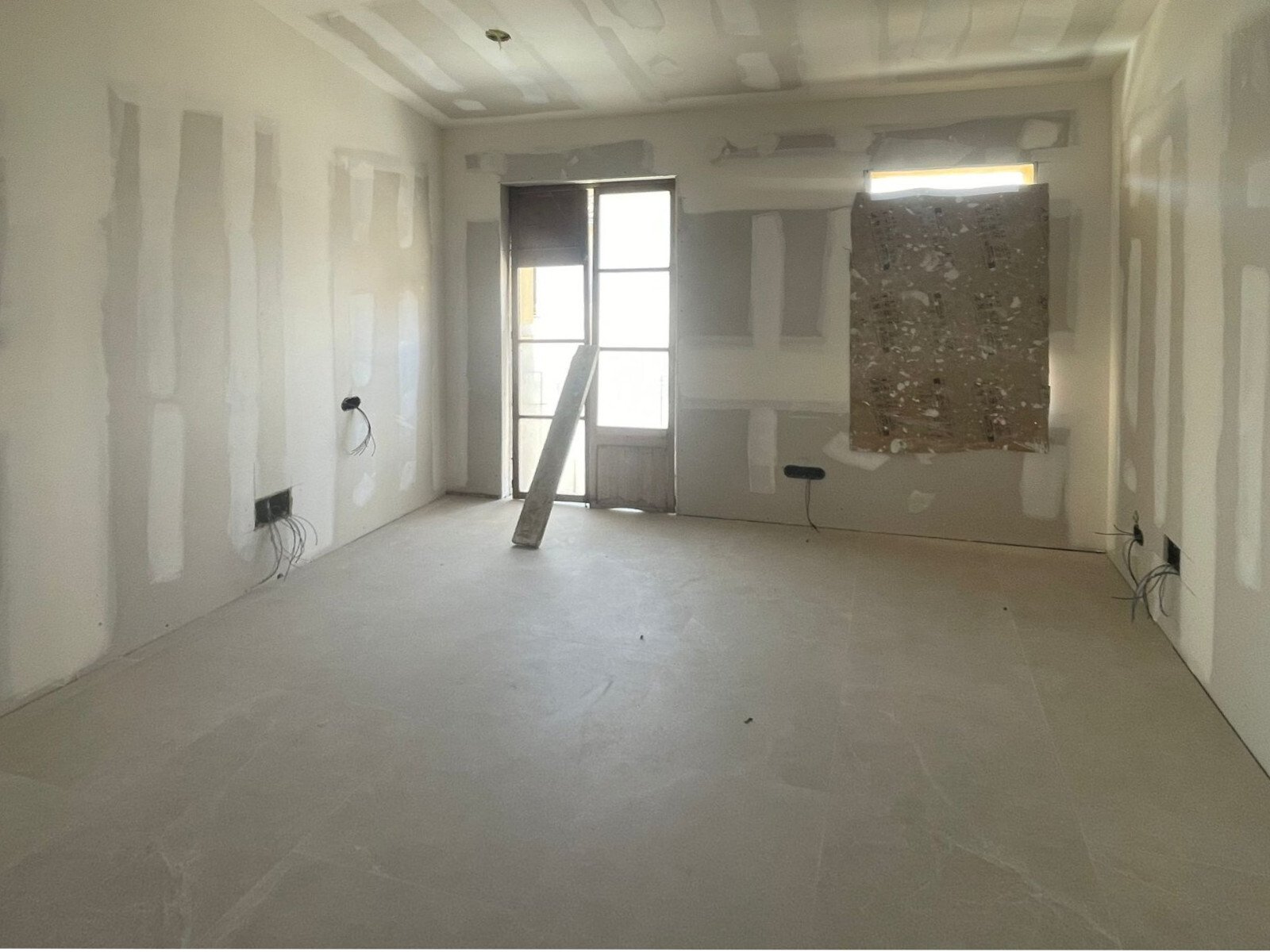 Historie neu definiert – Exklusives Stadthaus mit Patio und Garage