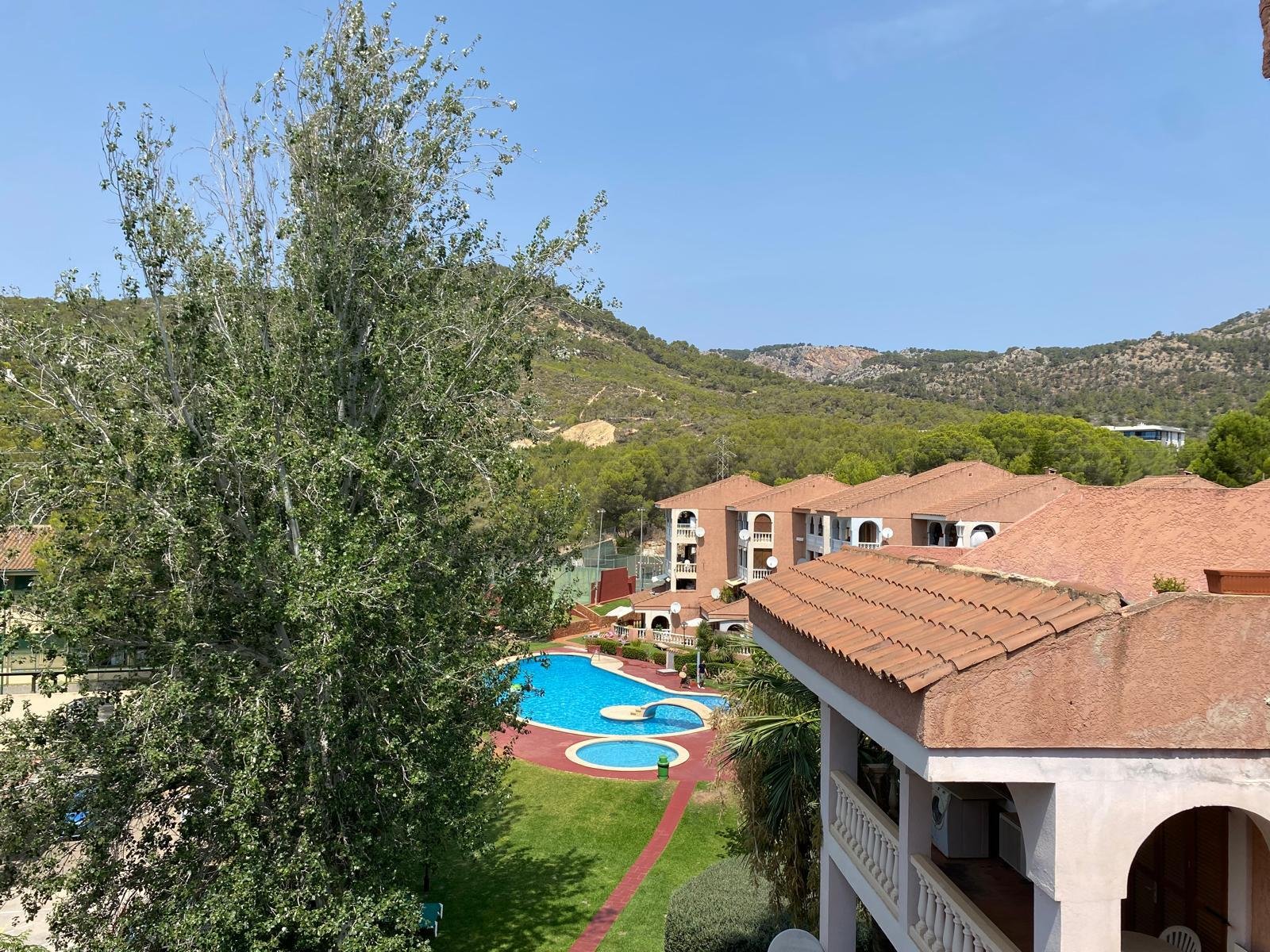 Elegantes Penthouse mit großzügigen Terrassen in Peguera