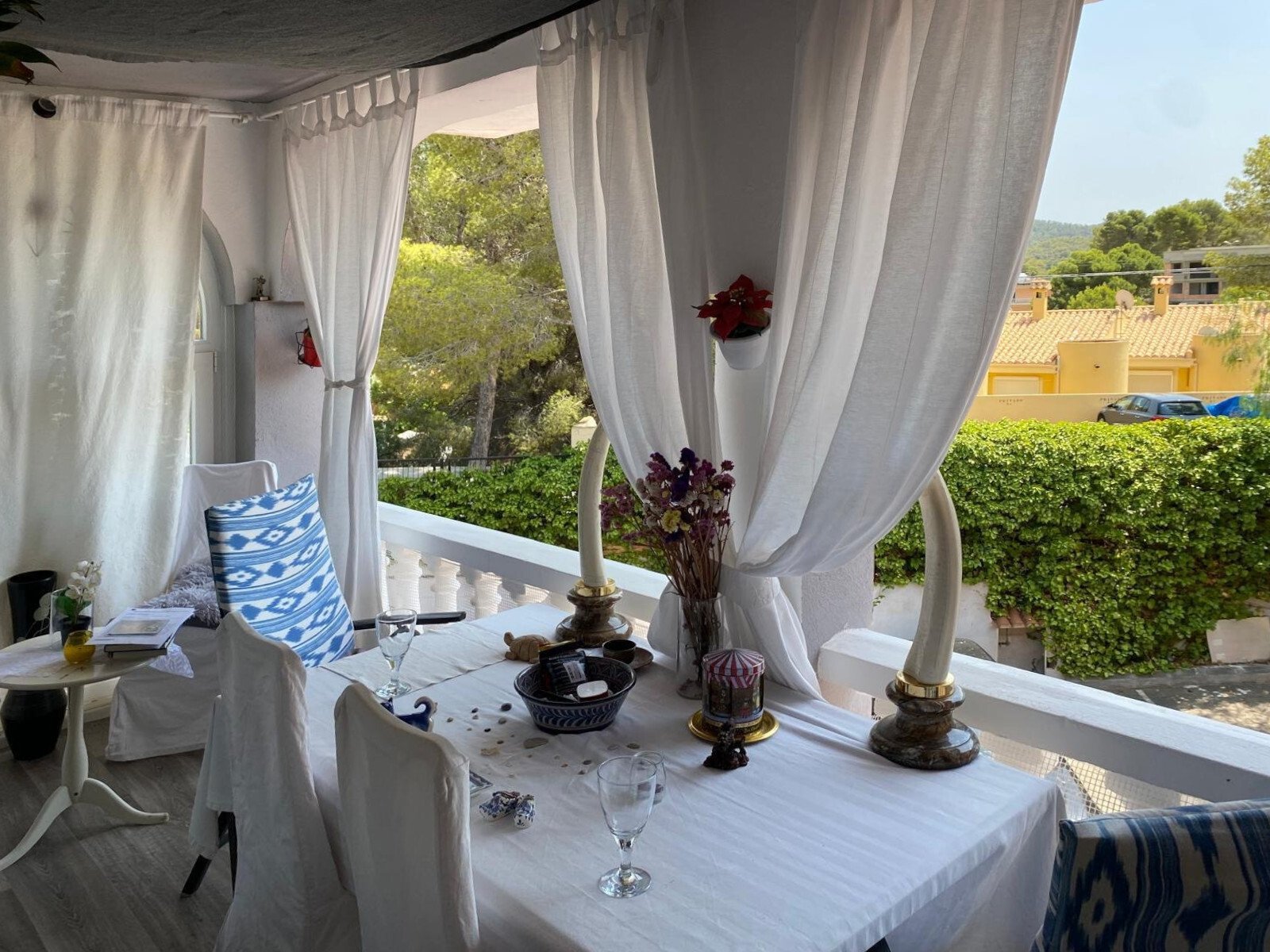 Elegantes Penthouse mit großzügigen Terrassen in Peguera