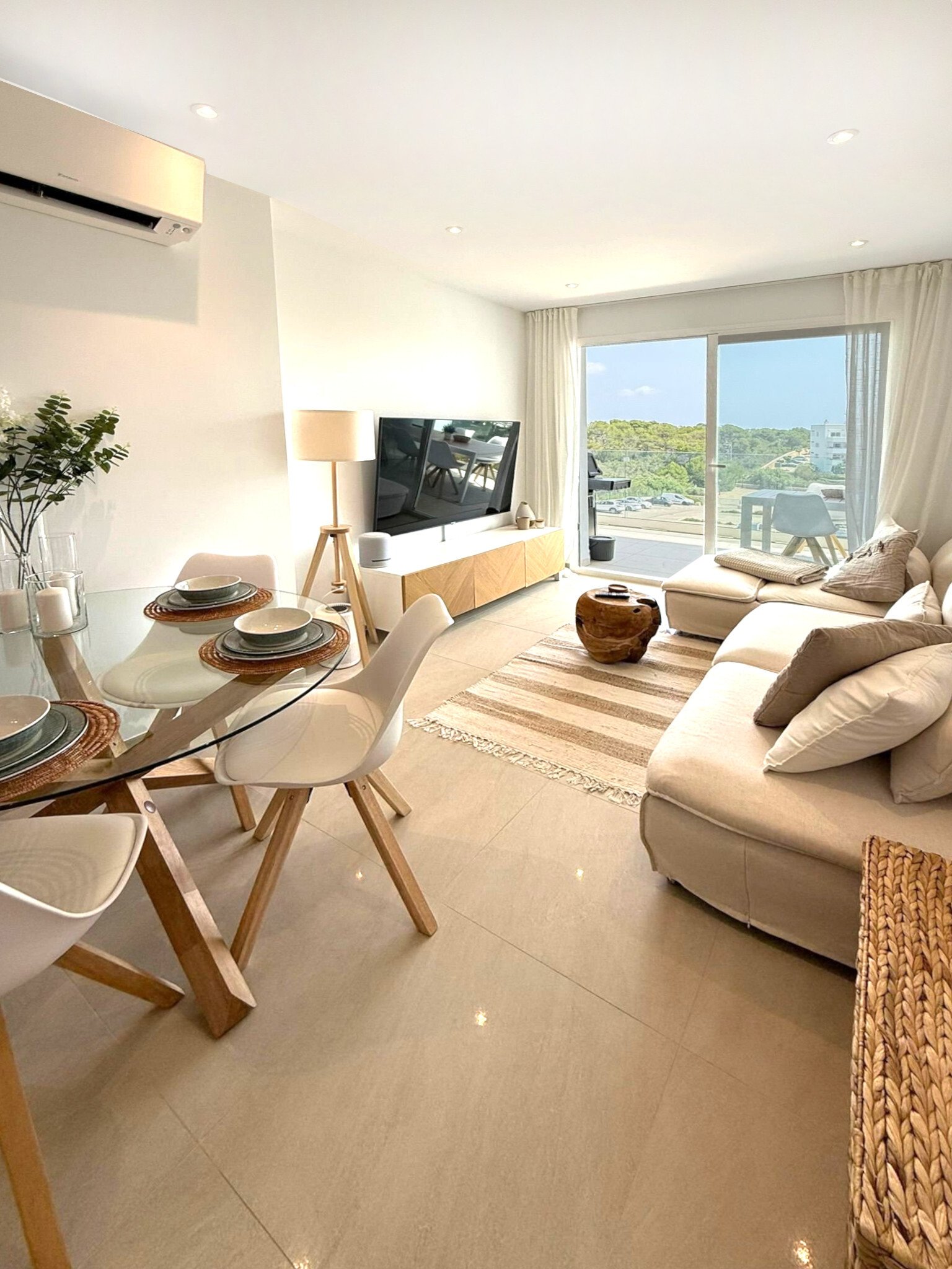Mediterrane Eleganz in exklusiver Wohnanlage – stilvolle Wohnung mit großzügigen Annehmlichkeiten
