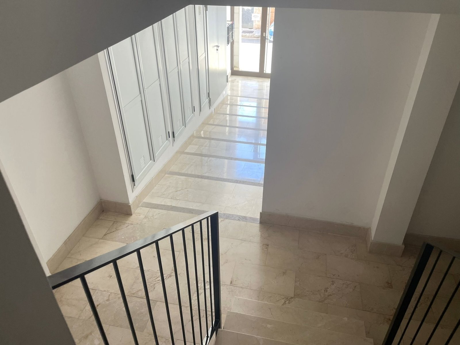 Attraktive Wohnung mit großer Dachterrasse mit Panoramaausblick