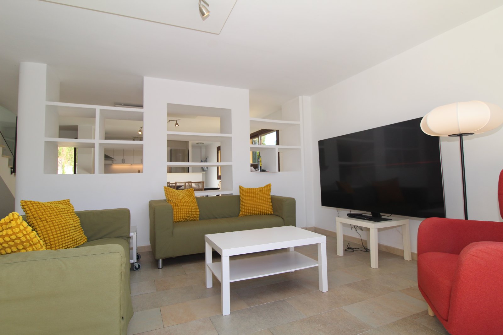 Exklusives Chalet mit Meerblick, privatem Pool und großzügigen Terrassenflächen
