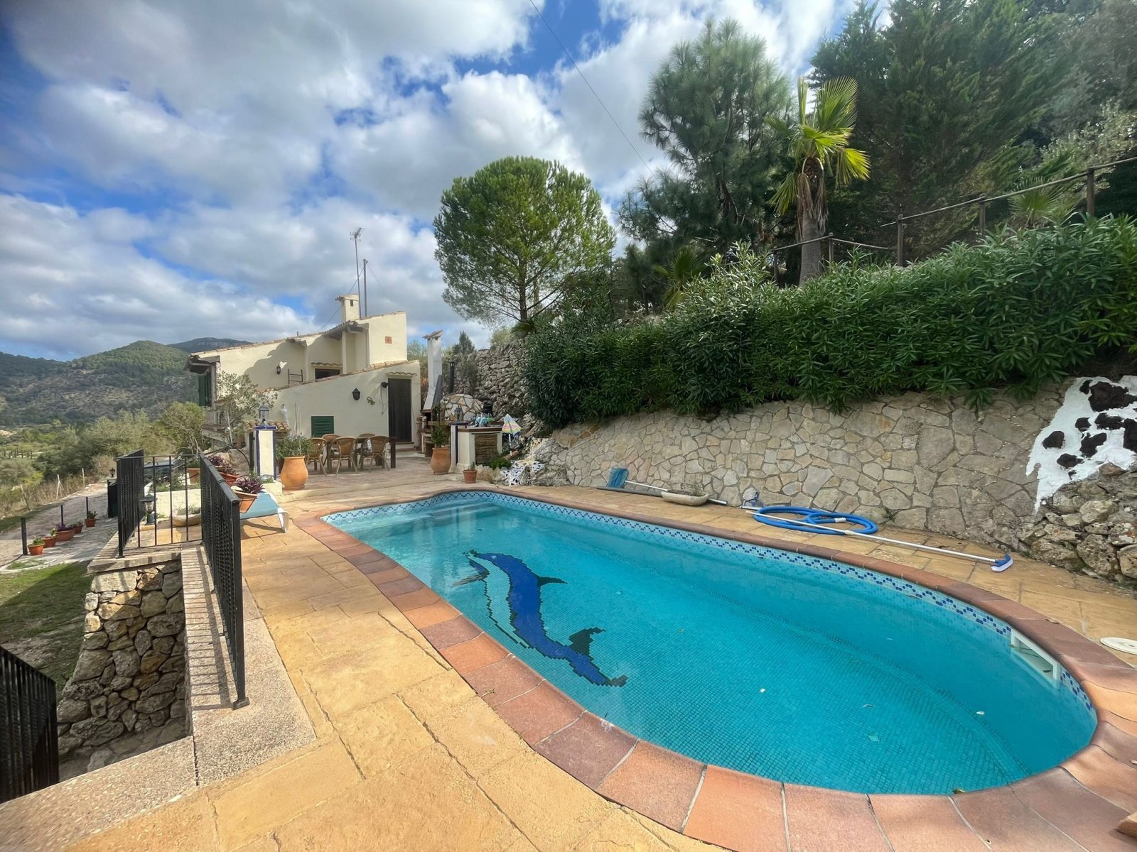 Romantisches Mallorca-Haus mit Pool und spektakulärer Aussicht in Puigpunyent