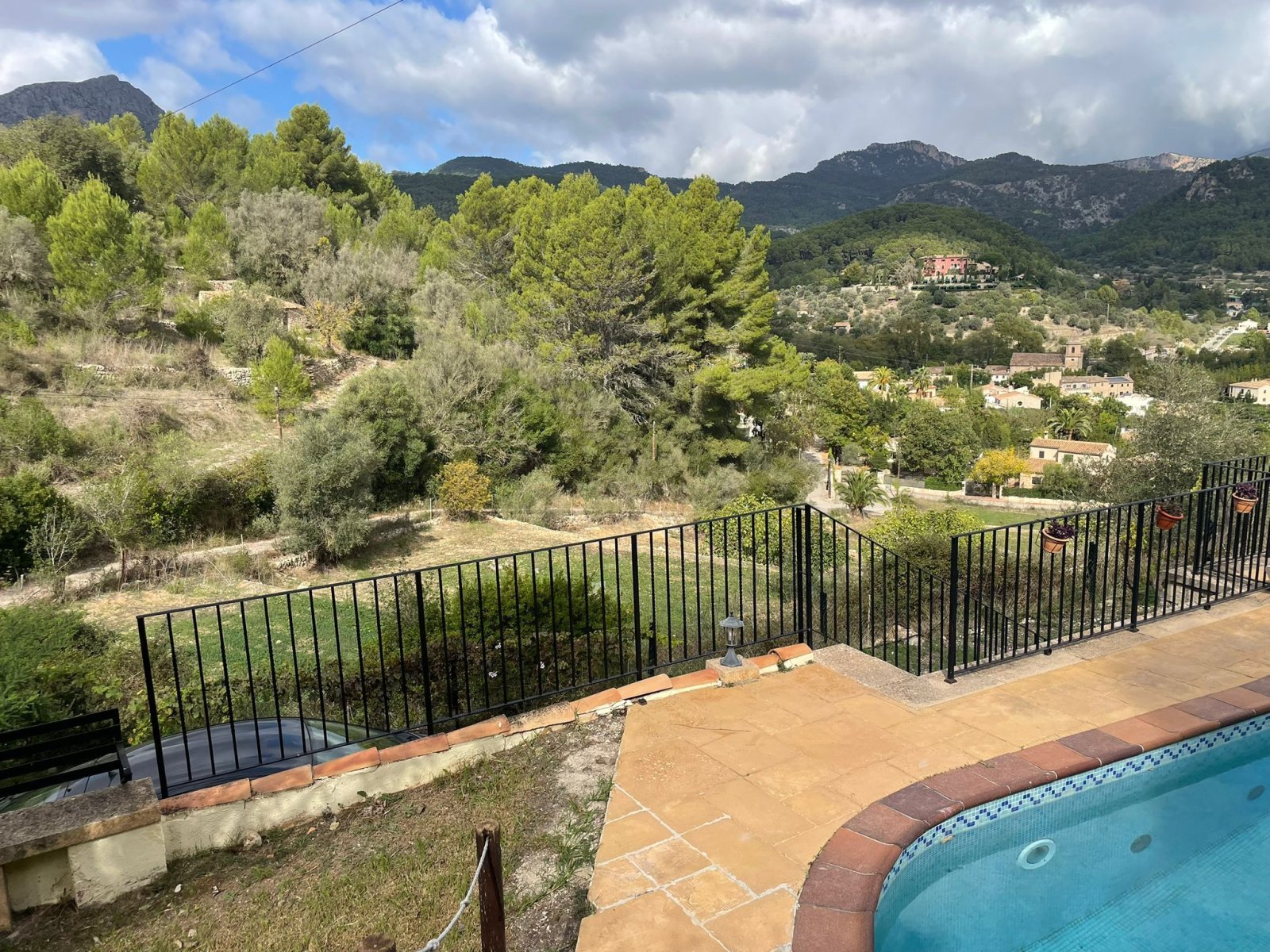 Romantisches Mallorca-Haus mit Pool und spektakulärer Aussicht in Puigpunyent