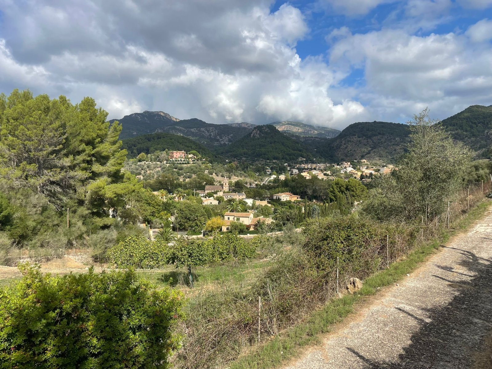 Romantisches Mallorca-Haus mit Pool und spektakulärer Aussicht in Puigpunyent