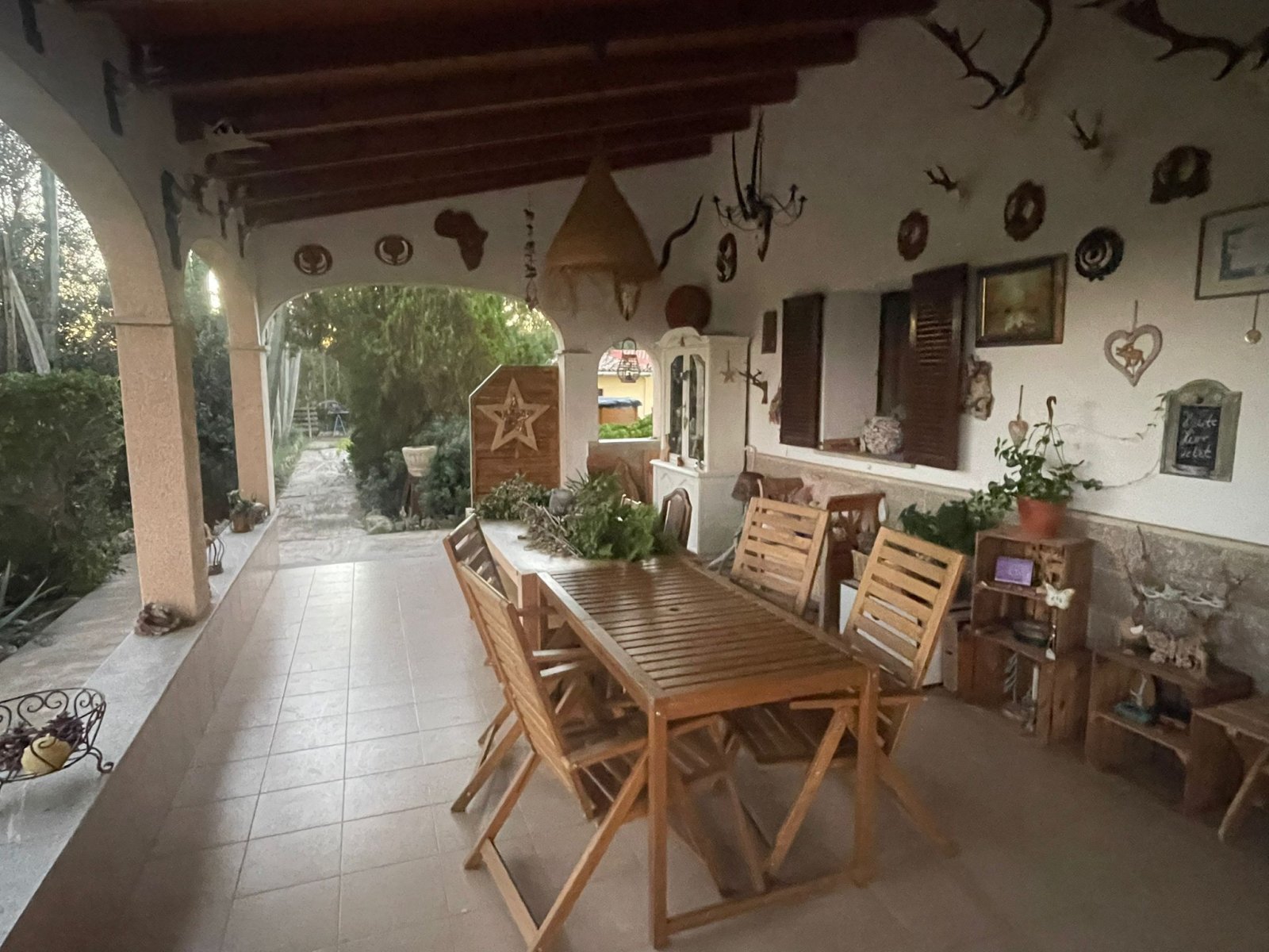 Exklusive, legale Finca in Inca. Mediterranes Anwesen mit separatem Apartment und großzügigen Terrassen