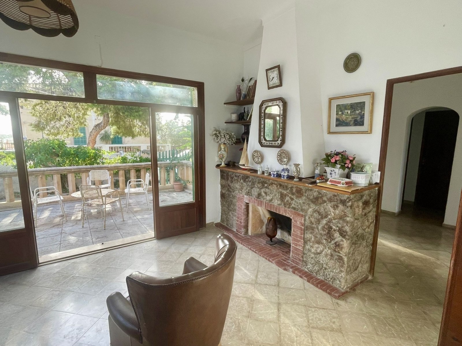 Mediterrane Villa mit Meerblick – nur wenige Schritte vom Strand entfernt