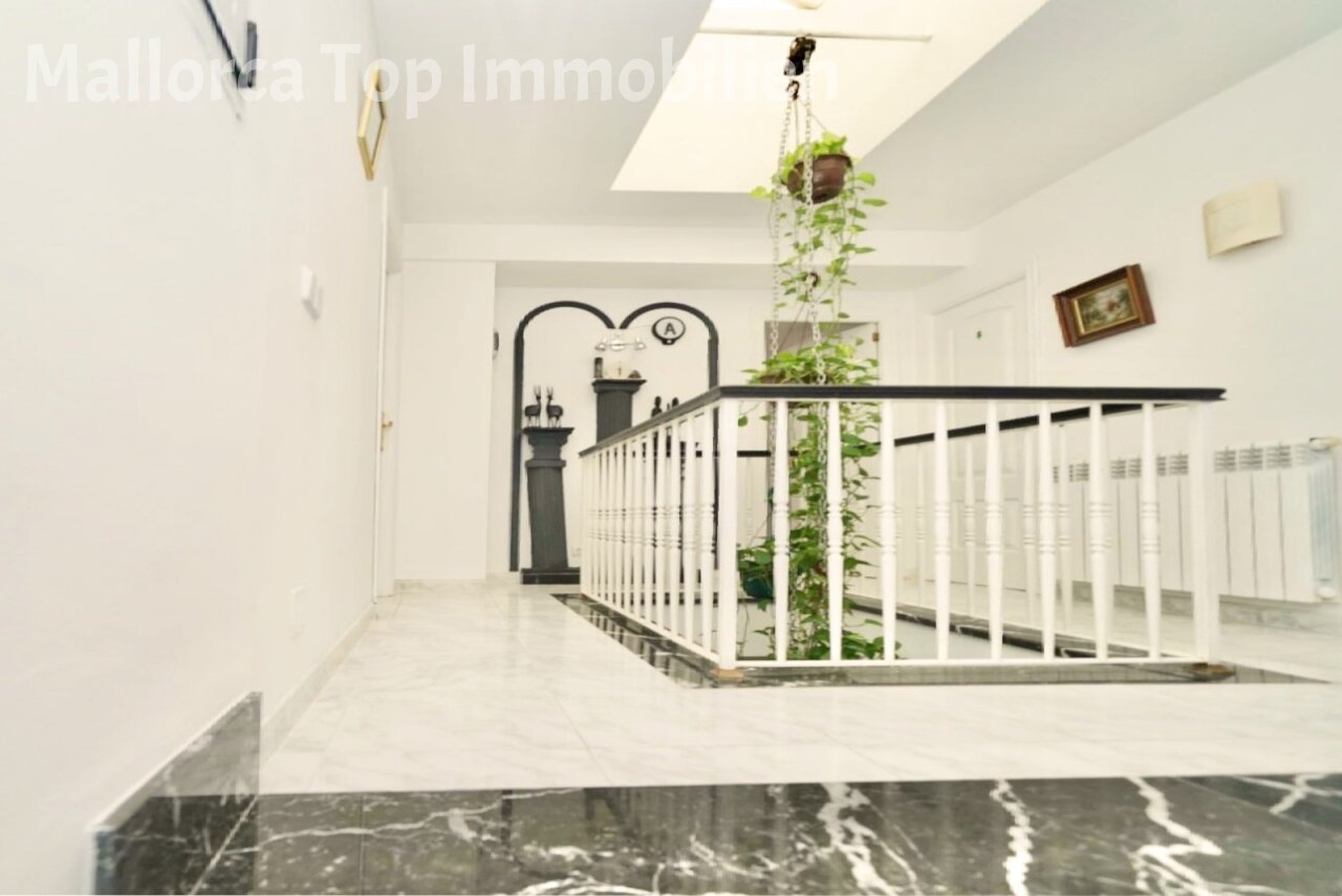 Villa mit Vermieterlizenz für 8 Betten in El Arenal