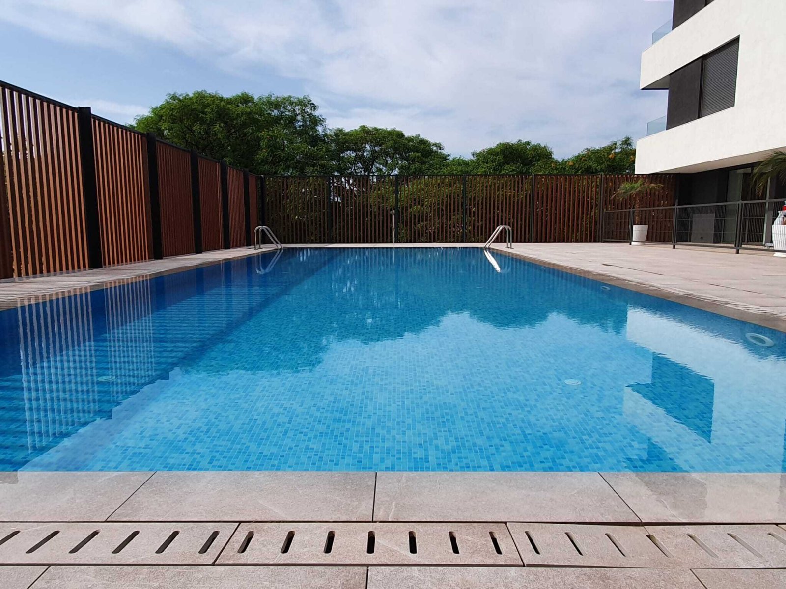 Exklusives Penthouse mit privater Terrasse, modernem Wohnkomfort und urbanem Lifestyle in Nou Llevant