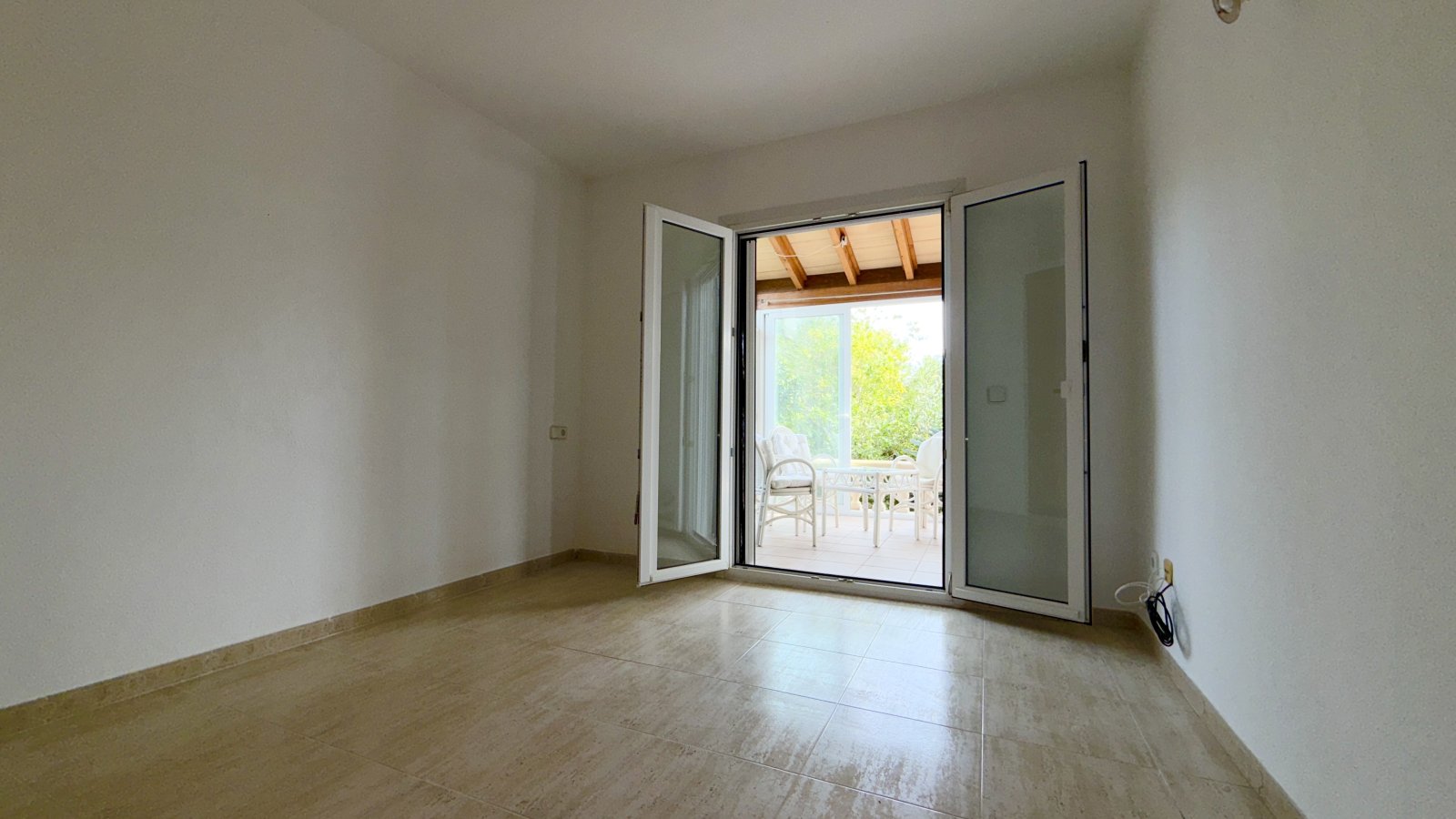 Stilvolles Einfamilienhaus mit Dachterrasse und Meerblick in ruhiger Lage von Cala Murada