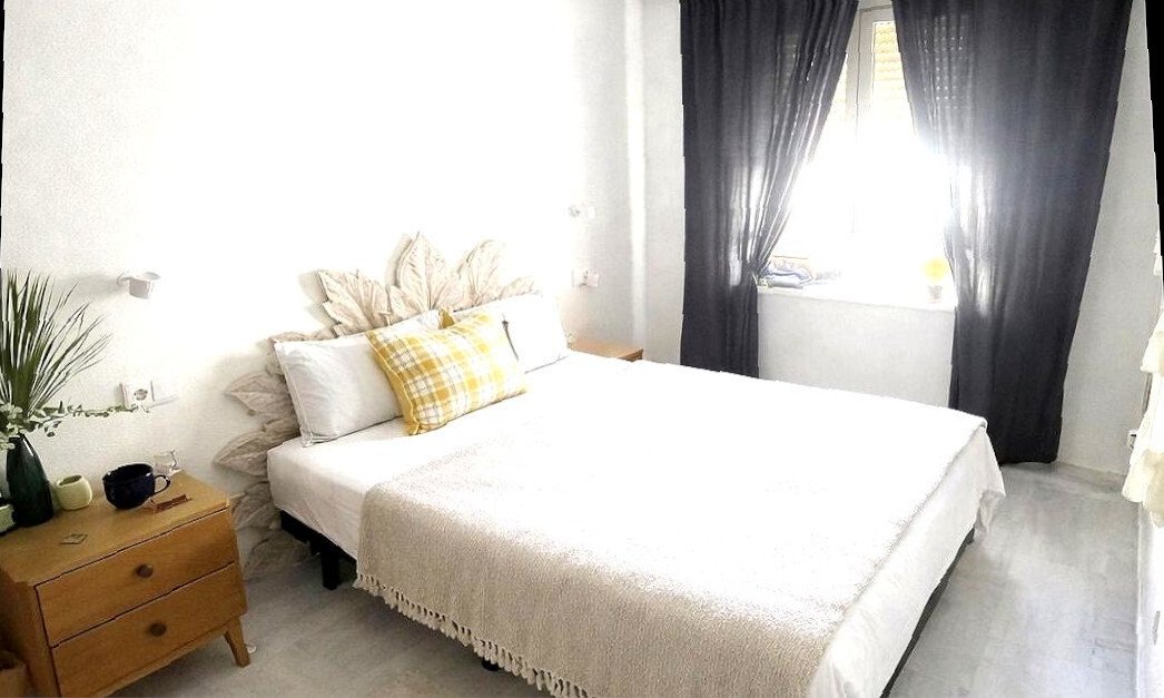 Moderne, helle Wohnung in Toplage am Meer – 3 SZ, Balkon & Tiefgarage