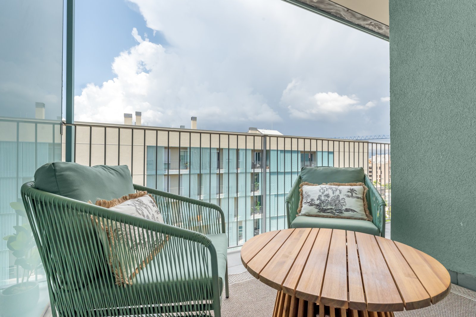 Exklusive Wohnung mit Panorama-Dachpool, Terrasse und privatem Stellplatz – modernes Wohnen in Nou Llevant