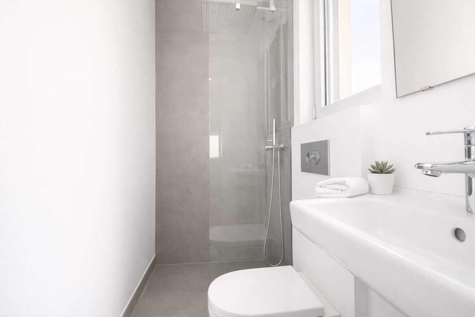 Exklusiv nur bei uns: Bungalow mit Meerblick, Salzwasserpool und Panorama-Dachterrasse