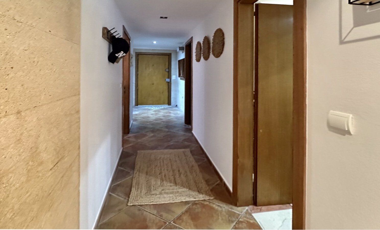 Modernisierte Wohnung mit  3 Schlafzimmer in unmittelbarer Strandnähe