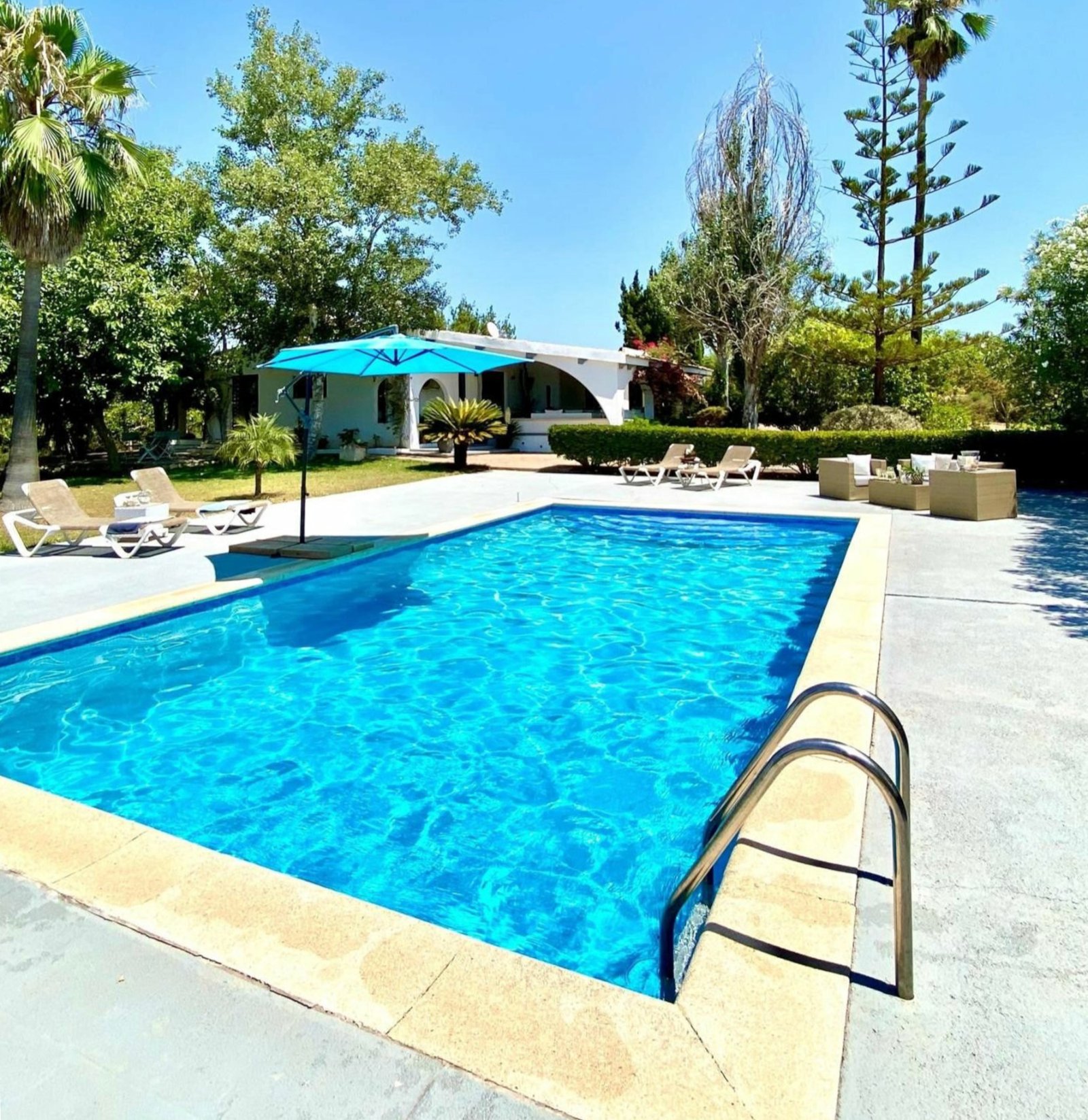 Traum-Finca im Ibiza-Stil mit Pool, Gästehaus & absoluter Privatsphäre