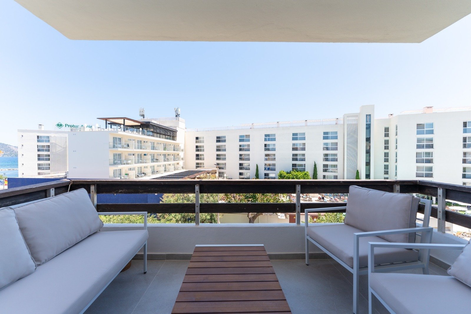 Wohnen mit Urlaubsgefühl – Appartement mit Meerblick nahe Cala Millor
