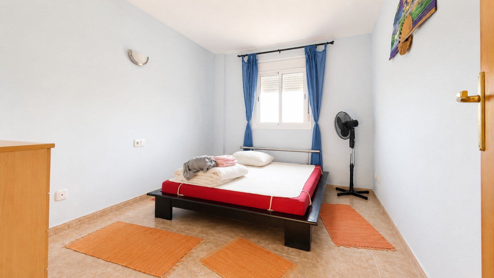 Maisonette-Wohnung mit großzügiger Terrasse, Pool und Padelplatz in begehrter Lage von Maioris