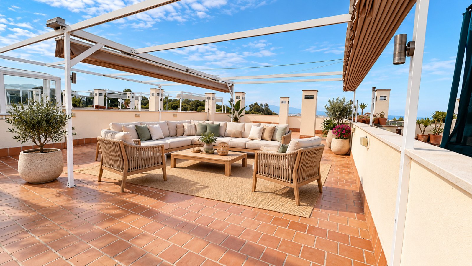 Wohnung mit Meerblick und privater Dachterrasse
