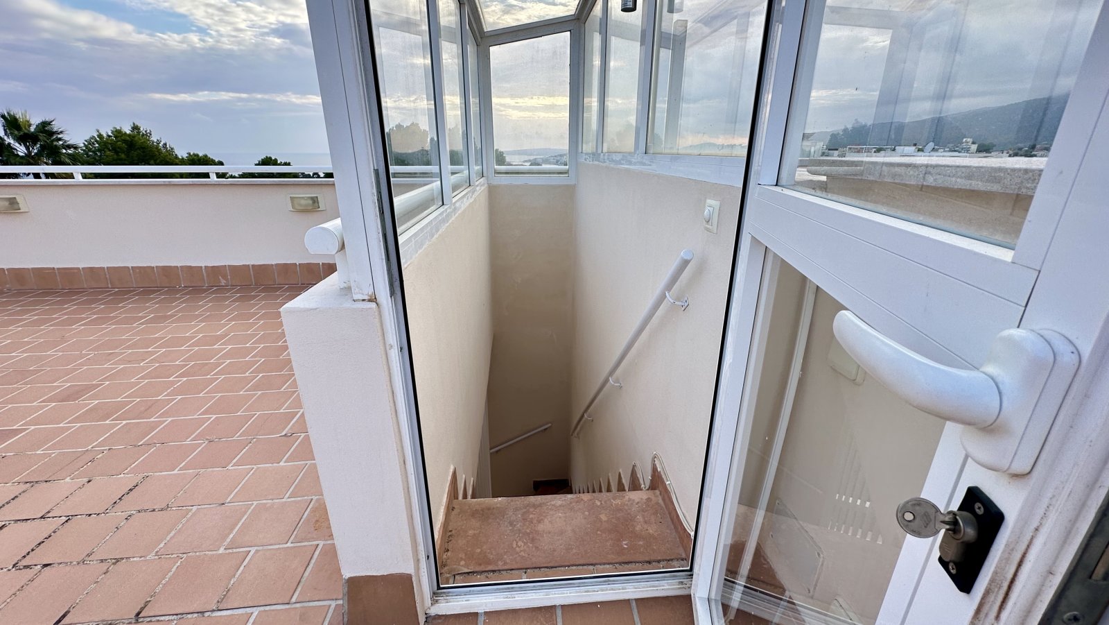 Wohnung mit Meerblick und privater Dachterrasse