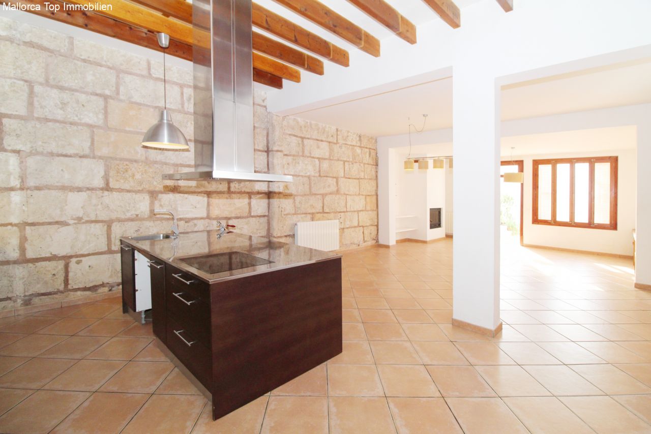 LLucmajor. Modernisiertes Stadthaus für Liebhaber  LLucmajor. Modernisiertes Stadthaus für Liebhaber