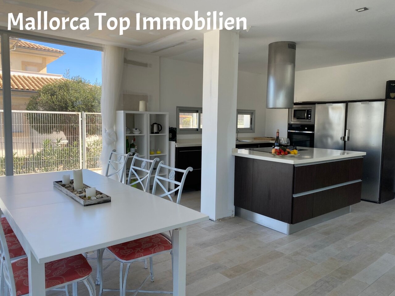 Renovierte, stilvolle Villa mit Pool und Vermieterlizenz