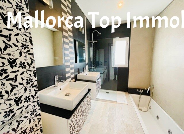 Villa mit Meerblick und permanenter Vermieterlizenz 