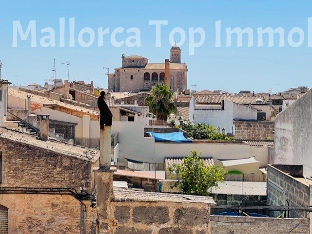 Sanierungsbedürftiges Stadthaus mit vielen Möglichkeiten