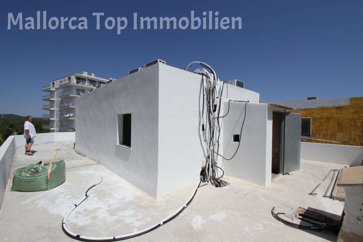 Strandnah gelegenes Apartmenthaus mit Restaurant