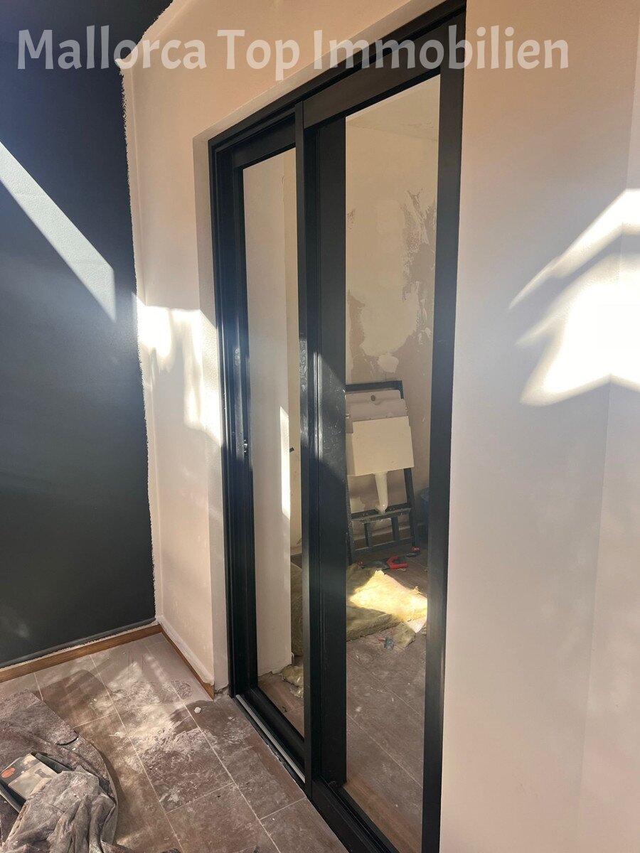 Strandnah gelegenes Apartmenthaus mit Restaurant