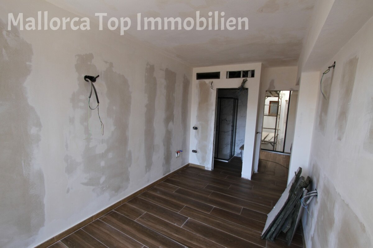 Strandnah gelegenes Apartmenthaus mit Restaurant