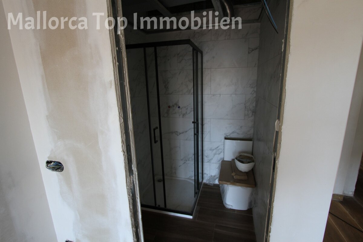 Strandnah gelegenes Apartmenthaus mit Restaurant