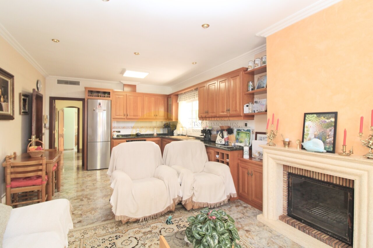 Exklusives Villenanwesen mit Pool und Garage in Maioris