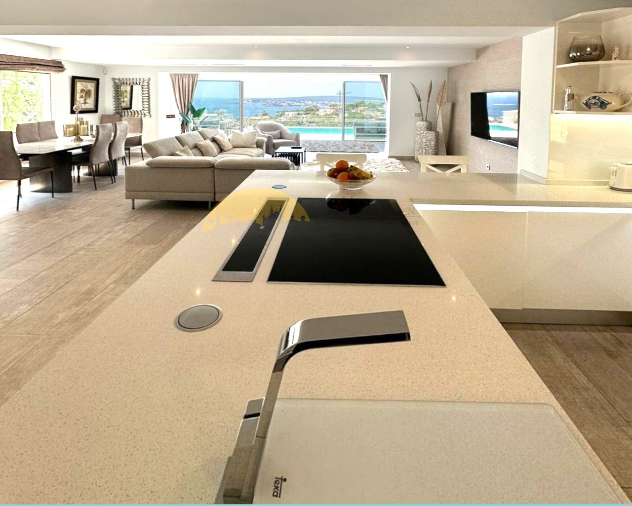 Unglaubliche Villa mit Meerblick und privatem Lift