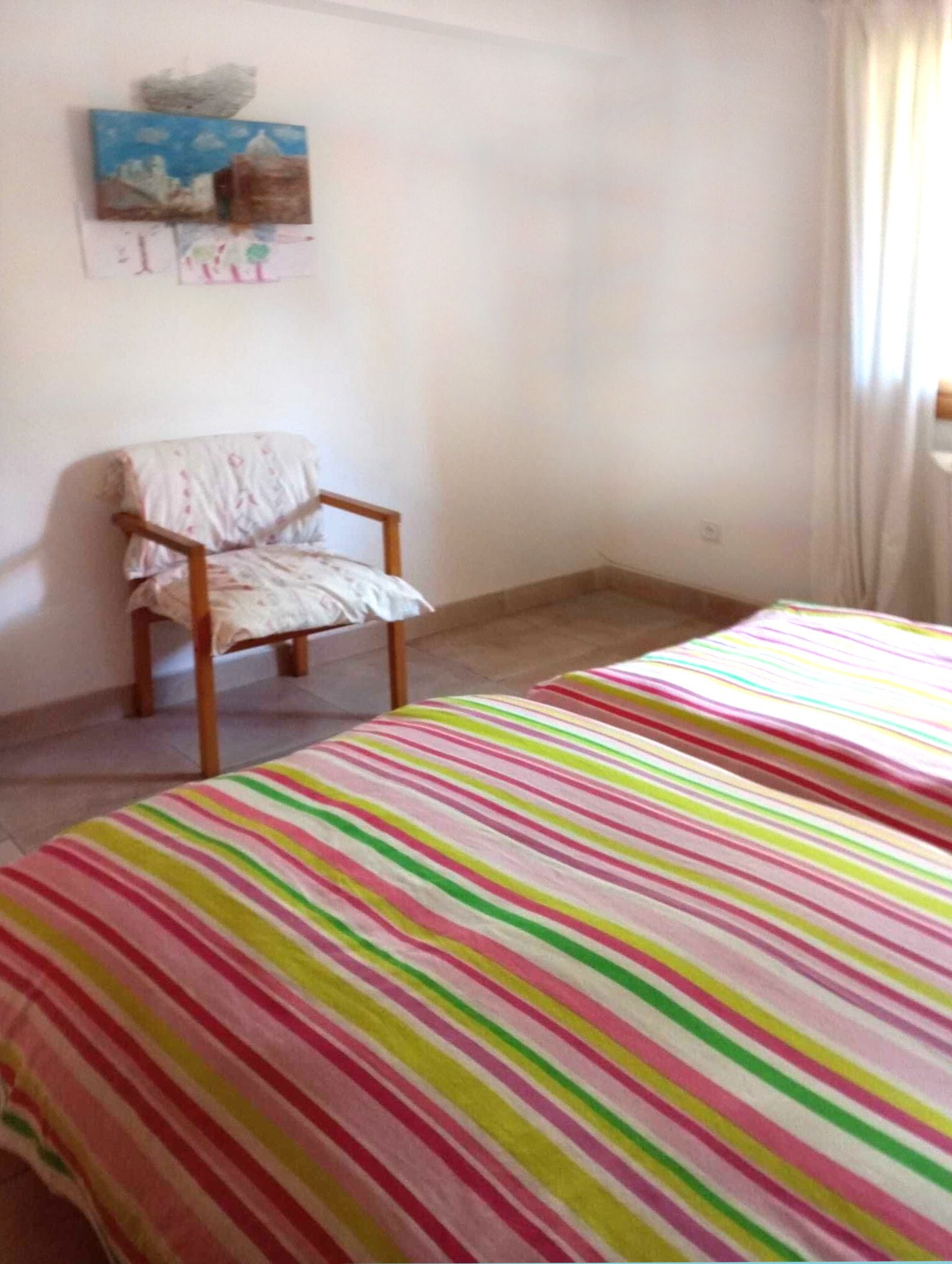 Schöne Doppelhaushälte mit mediterranem Garten