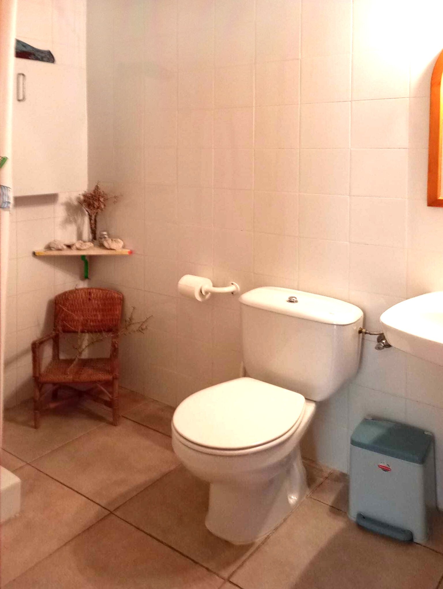 Schöne Doppelhaushälte mit mediterranem Garten