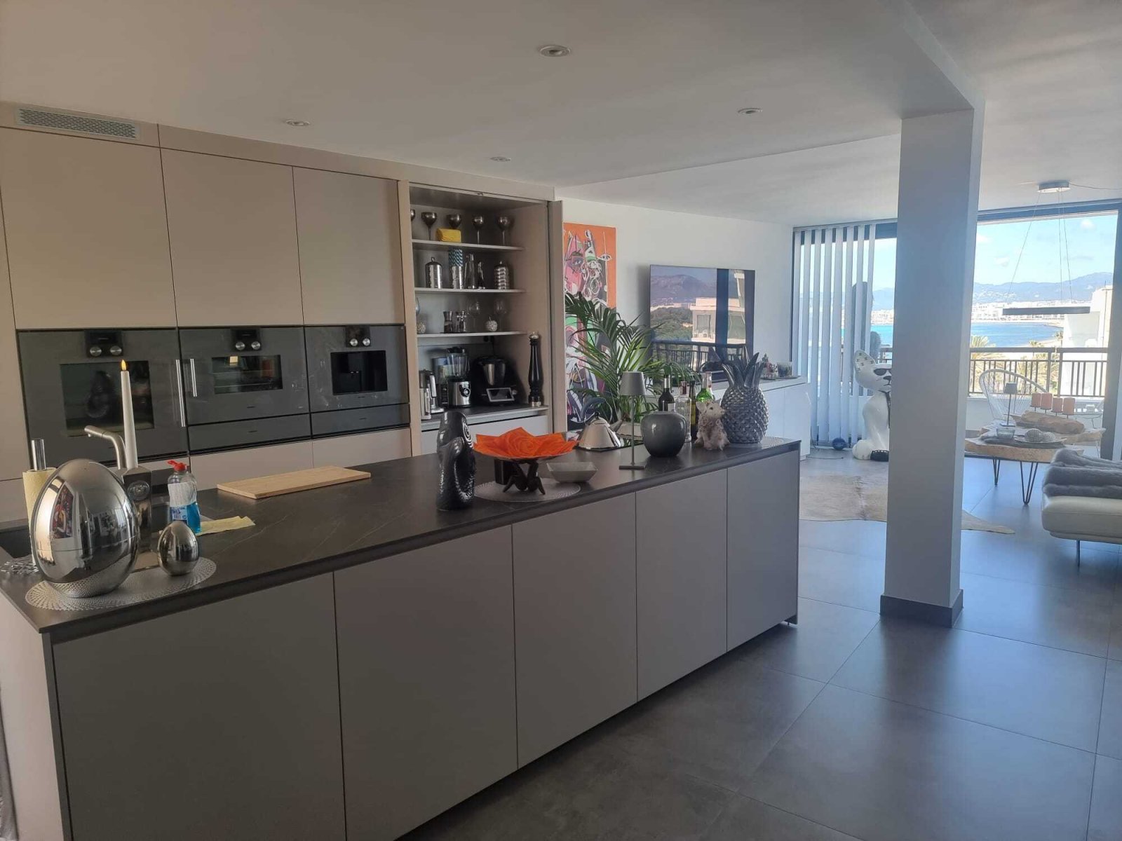 Traumhaftes Penthouse in erster Meerslinie!