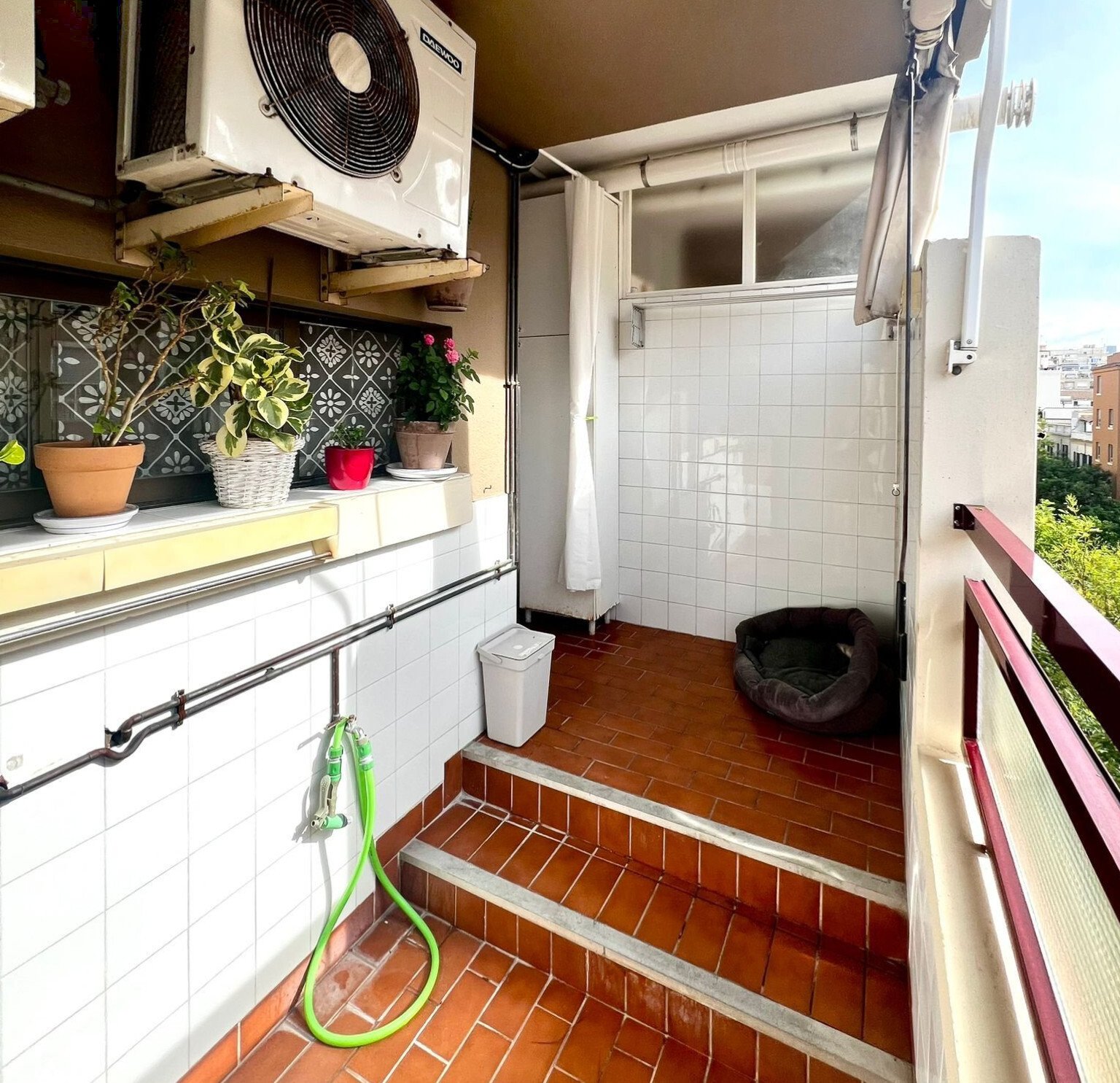 Stilvoll modernisierte 4-Schlafzimmer-Wohnung – Dein neues Zuhause wartet!